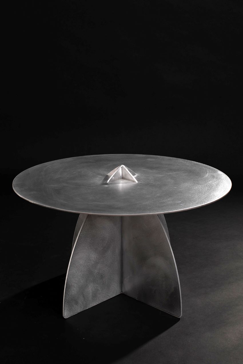 Jaffa Low Table – Aluminum